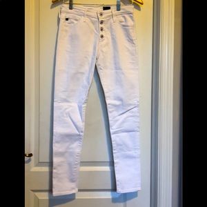 AG Adriano Goldschmied White Skinny Jeans 26R 98% Cotton 2% polyurethane